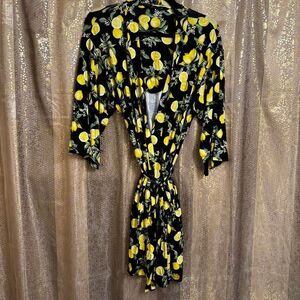 INC International Concepts Black Yellow Lemon Print Light Robe Small NWT